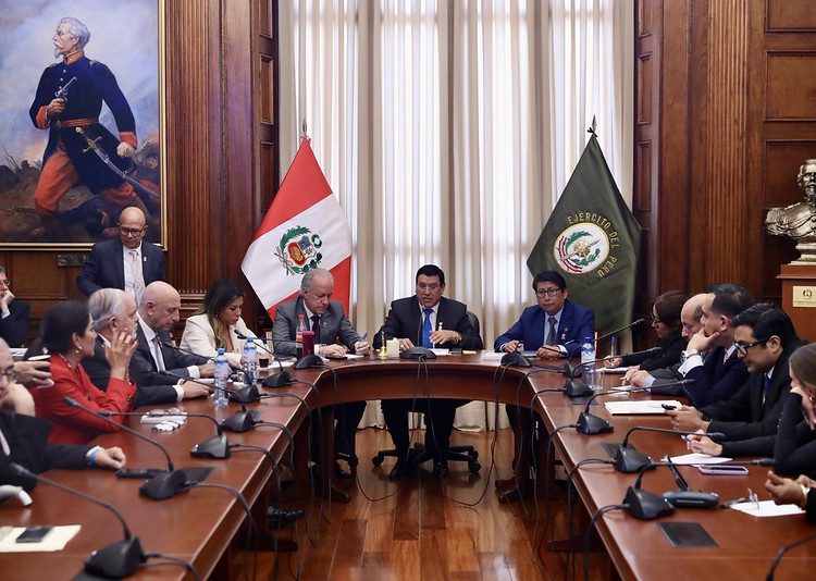 Junta de Portavoces del Congreso de la República Aprueba Integrantes de Comisiones y Mesas Directivas para el Periodo 2023-2024