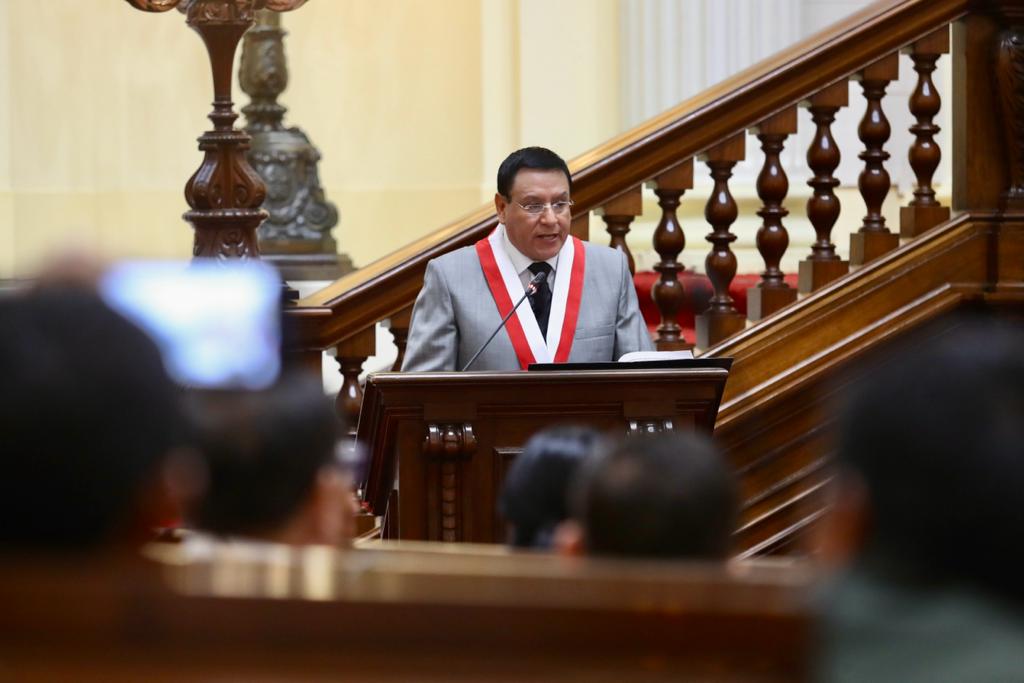 Presidente del Congreso participa en I Cumbre de Autoridades Locales del Perú para fortalecer la inversión&nbsp;pública