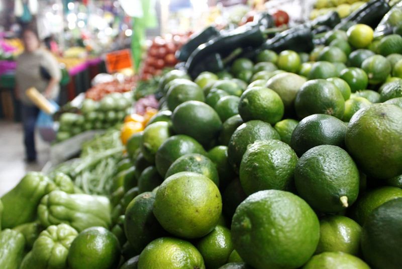 El precio del limón en el mercado mayorista cae por exceso de&nbsp;stock