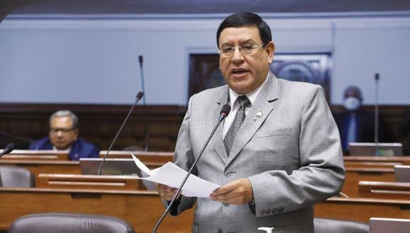 Acusaciones contra Alejandro Soto: Canje de Favores con Patricia&nbsp;Benavides