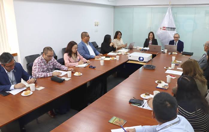 Ejecutivo acorta plazos para acelerar evaluación de normas vinculadas a facultades delegadas