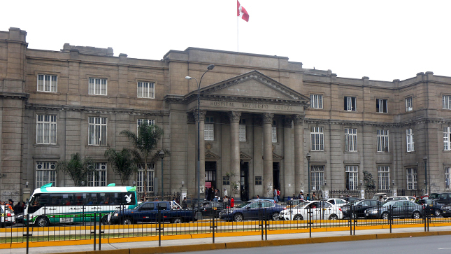 Recluso condenado a 18 años escapa del Hospital Loayza pese a estar bajo custodia del INPE