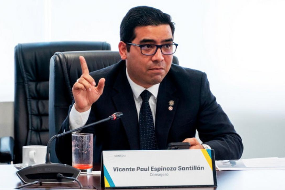 Minedu descarta abrir proceso disciplinario contra superintendente de Sunedu tras denuncia por hostigamiento